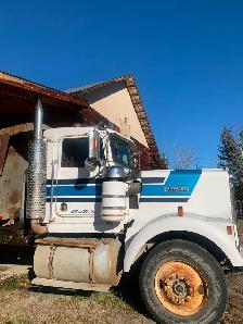 Kenworth Dump Truck - Photo 5