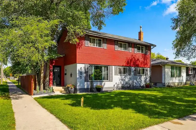 Home For Sale 601 Dunrobin Ave