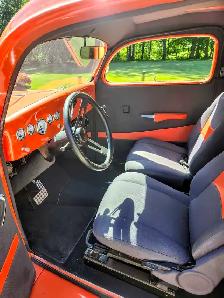 1935 Ford Custom Hot Rod – 350 Chevy V8 – Show Quality - Photo 7