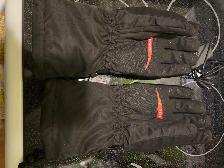YEFEFYE Rechargeable Heated Gloves — Gently Used - Photo 2