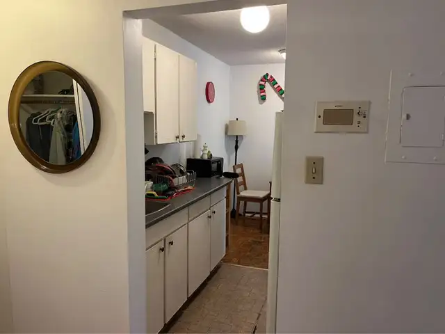 Bright 1-Bed   Balcony, Fairview — Cat Friendly