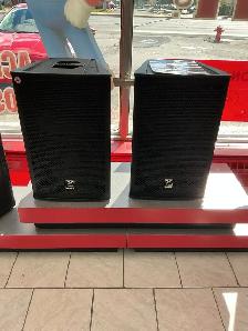 haut parleur Yorkville élite ef12p a 1500$ chaque