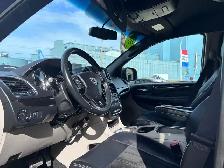 2016 Dodge Grand Caravan SXT Premium Plus - Photo 12