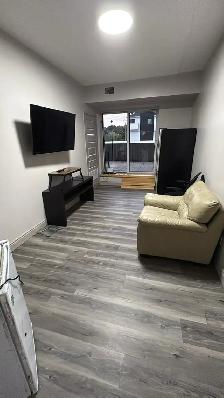 Spaciuos bedrooms with private bath - Photo 4