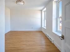 Appartement 3 1/2 rénové Vieux-Québec | Dès 989 $