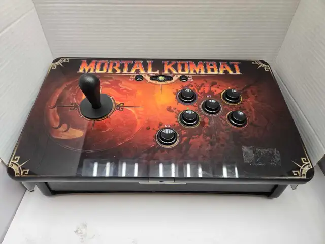 360 Mortal Kombat Limited Edition Arcade Stick