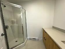 Neuf- Appartement au sous-sol à louer 3 1/2 4 electros inclus - Photo 6