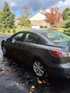 2010 Mazda 3 for sale as is - Photo 3