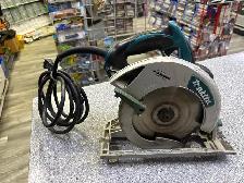 Makita 5007MG Circular Saw