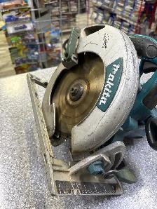 Makita 5007MG Circular Saw - Photo 3