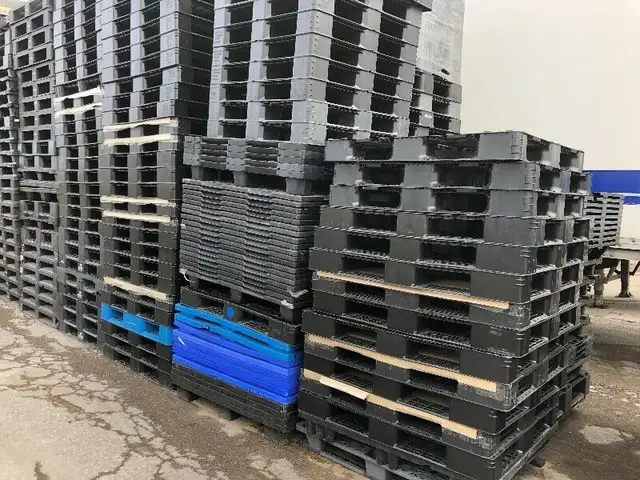 bulk plastic pallet skid for sale 905-670-9049 toronto pallet