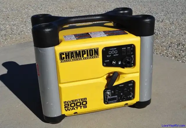 2000W Champion compact generator with inverter