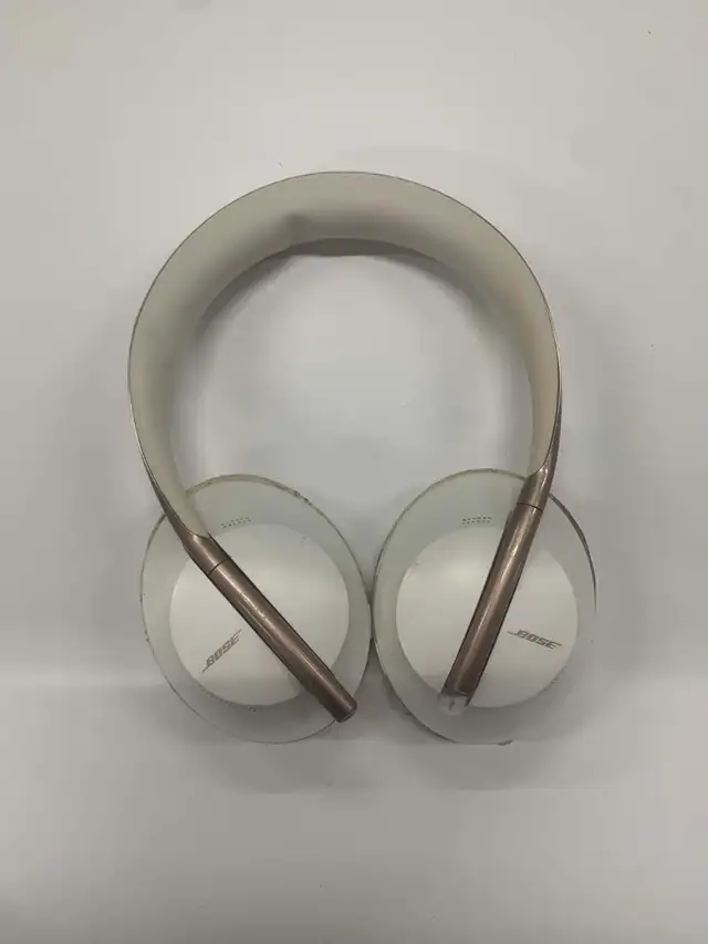 Bose Headphones 700 Wireless Noise Cancelling Bluetooth Over-Ear