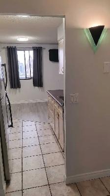 condo for  lease Victoria park place - Photo 6
