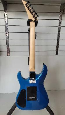 Jackson Dinky Archtop w/Whammy Bar (31742299) - Photo 2