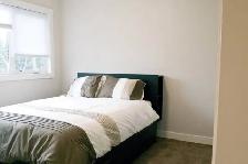 Furnished 3 Bed Townhome - All-Inclusive - Heated Dbl Garage - Photo 6