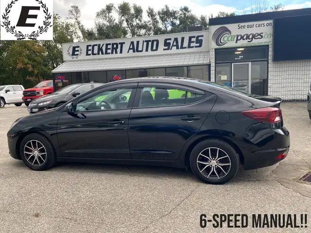 2020 Hyundai Elantra Essential 6-SPEED MANUAL!