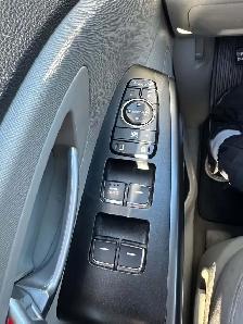 2016 Kia Sedona mini van - Photo 23