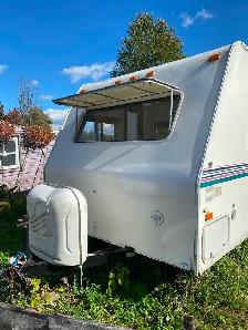 Palomino RV trailer - Photo 2