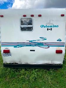 Palomino RV trailer - Photo 3
