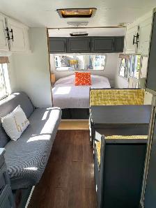 Palomino RV trailer - Photo 7