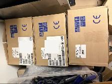 EMC 100-561-511 Rack Mount Frame Kit (3 available) - Photo 2