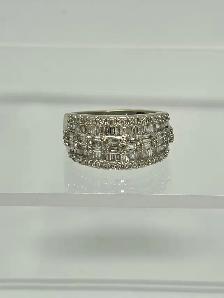 10k WG Baguette / Round cut Ring - Photo 4