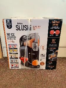 Ninja Slushi . Frozen Drink Maker