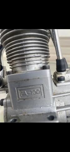 SAITO FA-100 4 stroke engine - Photo 2