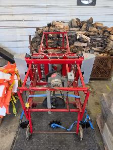 Leafcutter Bee Equipment - Photo 2