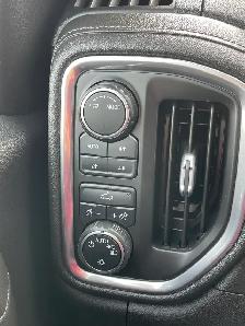 2020 Chevrolet Silverado 1500 LT 4x4 - Photo 9