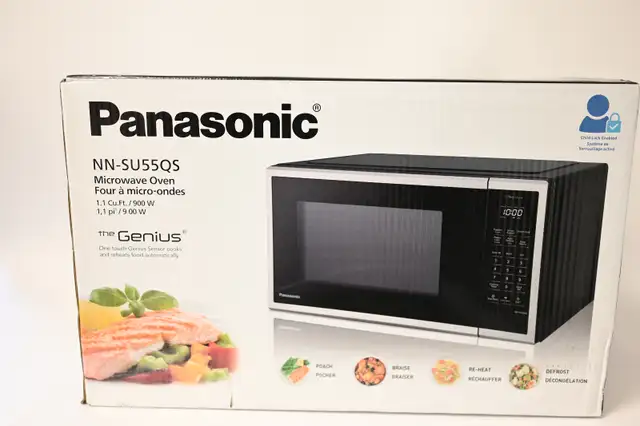 Microwave Oven Panasonic Model NN-SU55QS Brand New in box