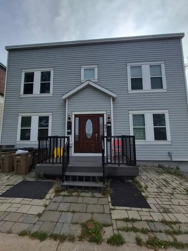 693 Manawagonish Road # 3 - 2-bedroom apartment