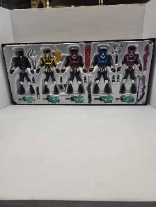 Power Rangers Lightning Collection Action Figures - Photo 2