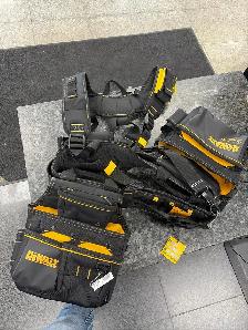 Dewalt Adjustable Tool Rig With Suspenders - DWST540602