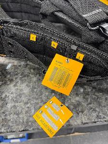 Dewalt Adjustable Tool Rig With Suspenders - DWST540602 - Photo 2