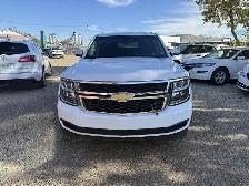 2019 Chevrolet Suburban LS 4WD - Photo 2