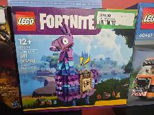 LEGO Fortnite Supply Llama 77071