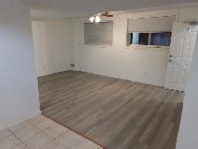 Bright Basement Apartment for rent - Photo 4