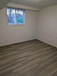 Bright Basement Apartment for rent - Photo 6