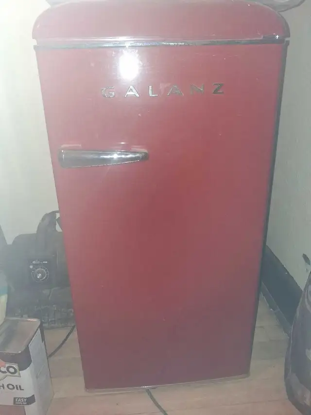 galanaz mini fridge