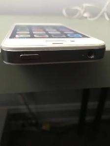 Apple iPhone 4S - Photo 9