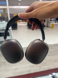 On Sale! Apple Airpod Max! - Photo 3