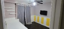 SHARED ROOM SPACE AVIALABLE IN SCARBOROUGH CALL 647-710-4806 - Photo 2