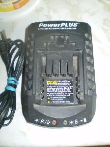 SKIL/BOSCH 18 VOLT SLIDE-IN POWER TOOL BATTERY CHARGER-$20