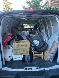 PROFESSIONAL MOVERS & MOVING TRUCK