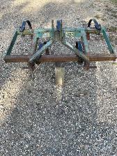 F & R Equipment 'Soil Saver' 5-Shank 3-Point Hitch Cultivator - Photo 2