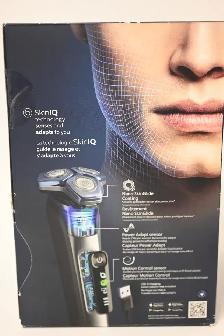 Philips Shaver 7000 Series Brand New in box - Photo 3