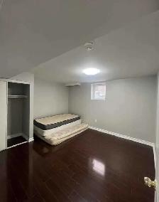 2 bedroom Newly renovated Basement for rent - Photo 6