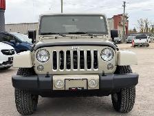 2017 Jeep Wrangler Sahara 4WD - Photo 9